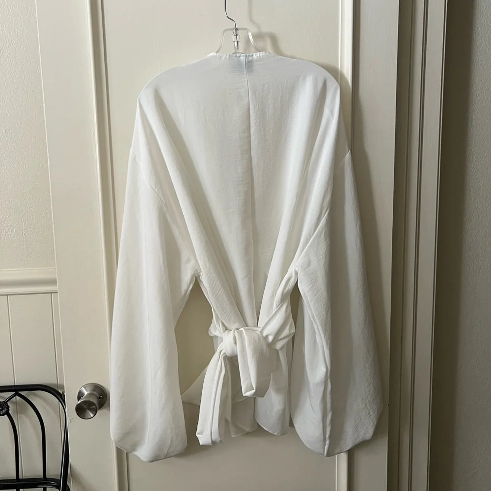 ASOS CURVE white blouse - Picture 3 of 5